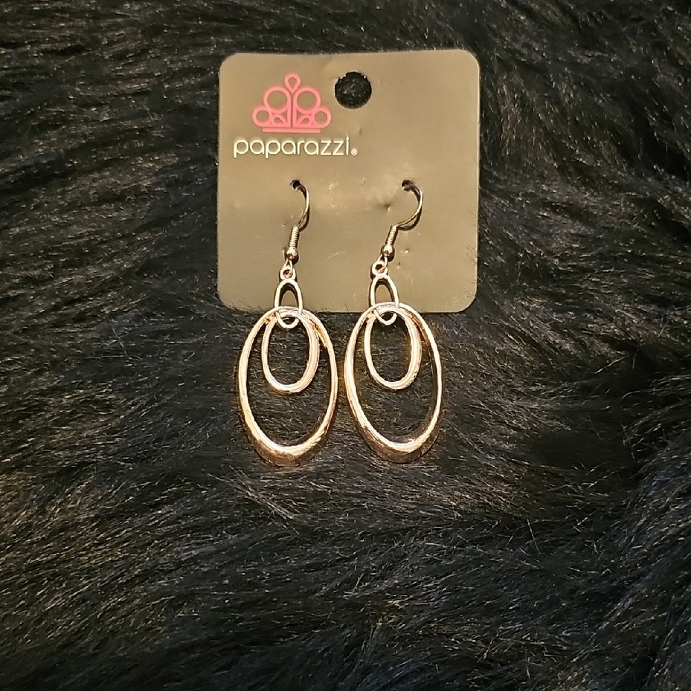 Paparazzi Double Oval Gold Earrings